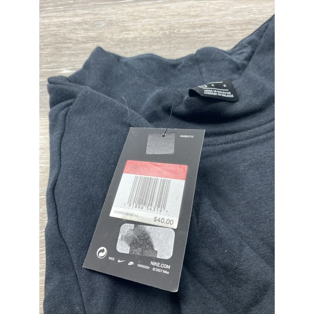 Nike girls sportswear premium essential crew pullover Black NWT SZ LG 940344-010 - Picture 2 of 8